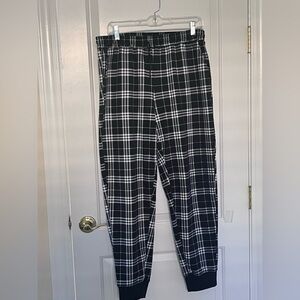 LuLaRoe XL Jax Joggers Black & White Plaid